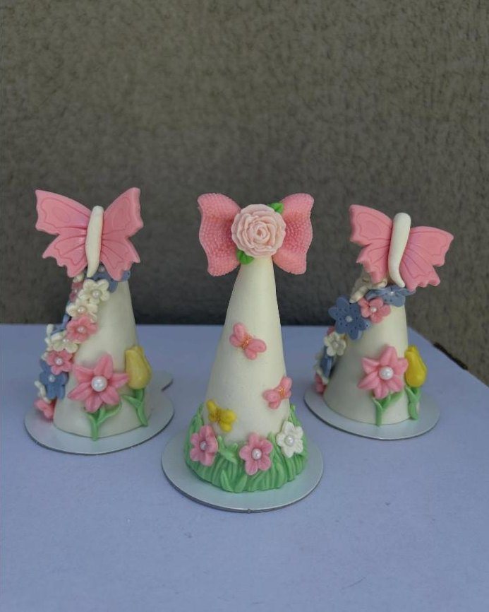 Cones decorados